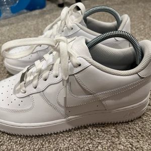 Nike Air Force 1s (6.5Yboys)